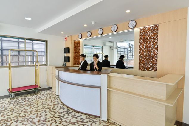 063f6-Serene-Valley-Hotel-Yangon-Reception.jpg