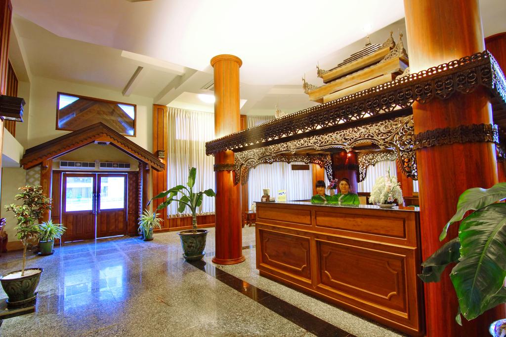 1179d-shwe-ingyinn-hotel-mdl-reception.jpg