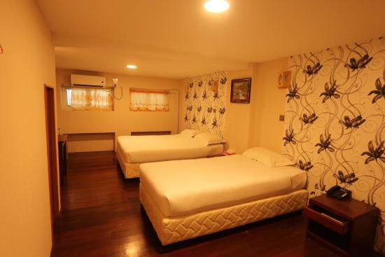 6b397-family-treasure-inn-room-1.jpg