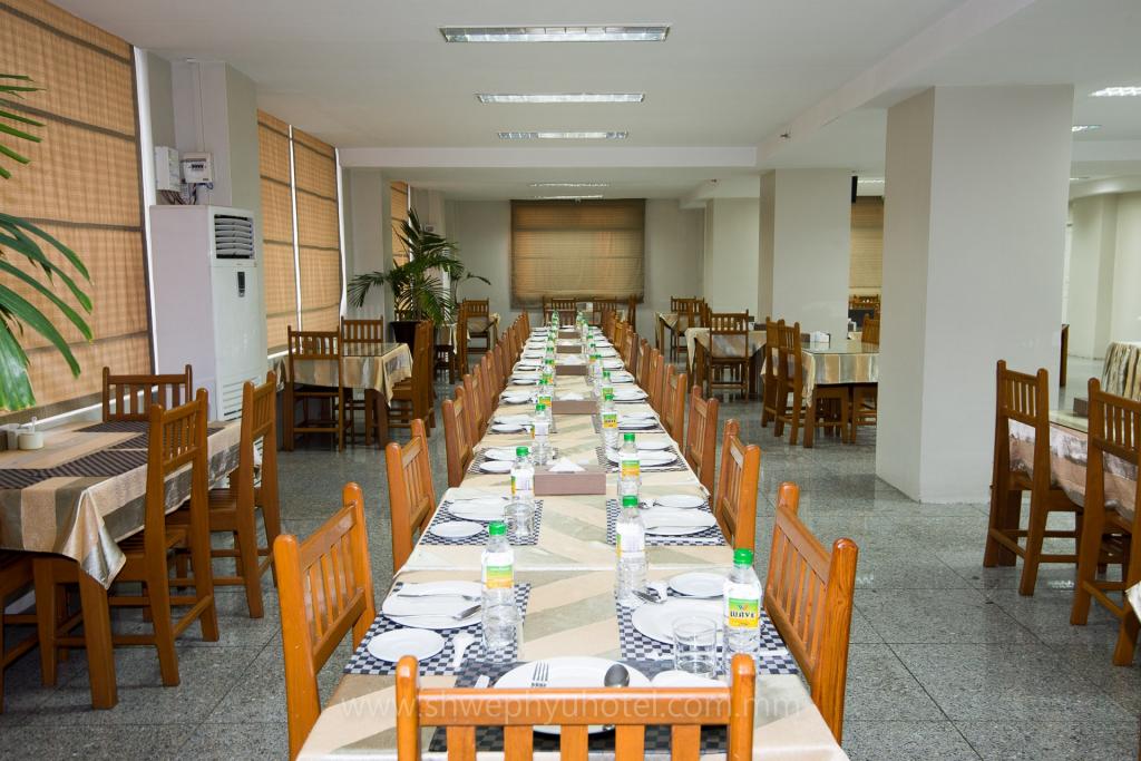 6bd38-shwe-phyu-hotel-mdl-dinning-room.jpg