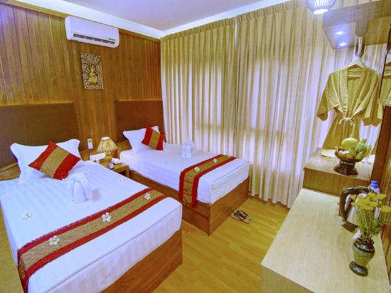 71a0a-hotel-yadanarbon-superior-twin-room-2.jpg