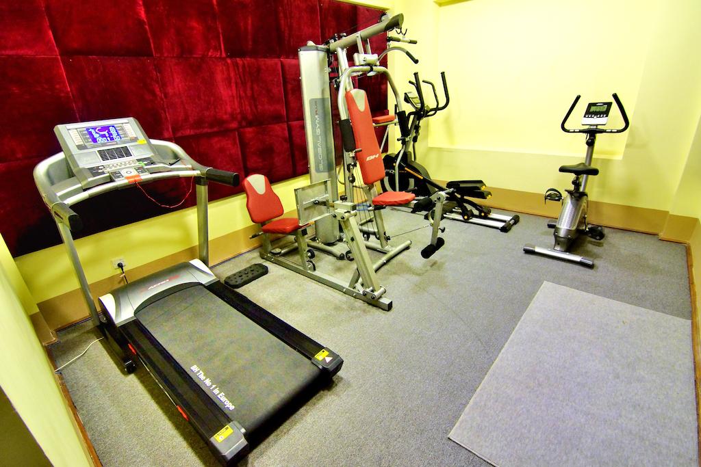 77763-shwe-ingyinn-hotel-mdl-gym.jpg