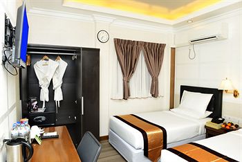 89c44-grand-united-rooom-3.jpg