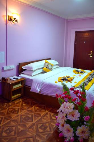 905e7-Hotel-Ye-Myanmar-DBL-01.jpg