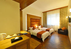 aa11c-Hotel-Amazing-Twin-02.jpg