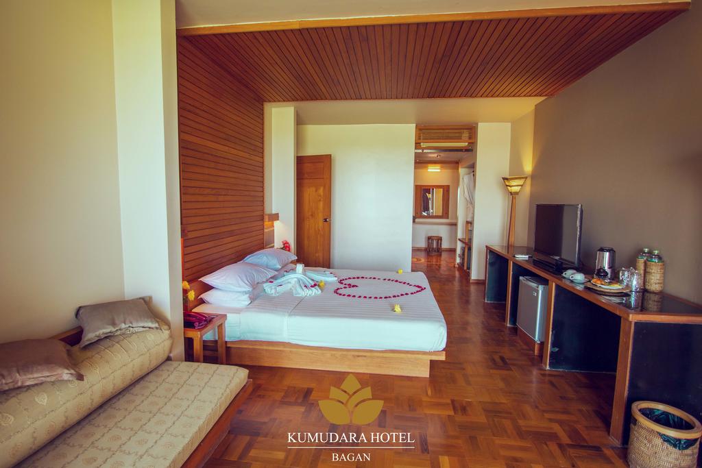 bf78c-kumudara-hotel-room-6.jpg