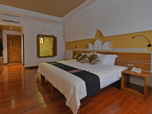 d5a66-Novotel-Inle-Lake-DBL.jpg