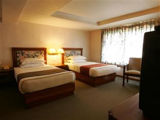 f3c20-Alfa-Hotel-Twin-room4.jpg