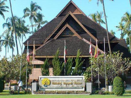 AMAZING NGAPALI RESORT (NGAPALI BEACH)