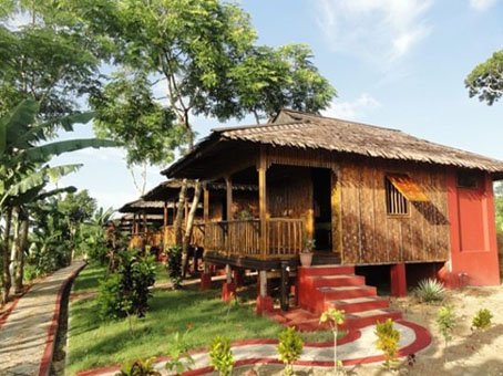 HILL GARDEN CHAUNG THA BEACH